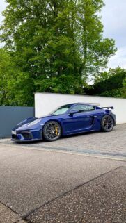 Porsche Cayman GT4 Wallpapers Download for iPhone Background