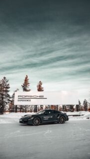 Porsche Panamera 4K Ultra HD Wallpapers Free Download