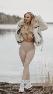 Instagram Anna Nystrom Wallpapers Download for Mobile