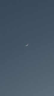 crescent-moon-clear-blue-sky