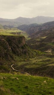 serene-lush-green-valley-mobile-wallpaper