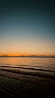 Soothing Ocean Sunset Wallpaper