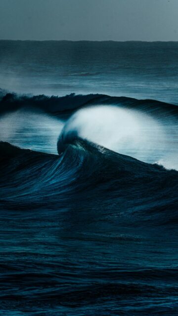 Cosmic Ocean Waves