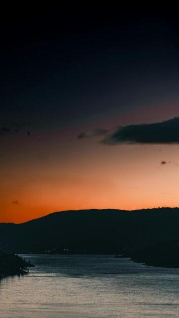 Dusk Mountain Landscape Wallpaper