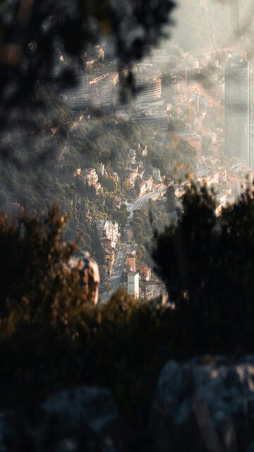 monaco-hills-town-landscape-mobile-wallpaper