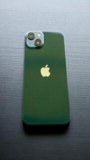green-iphone-with-apple-logo