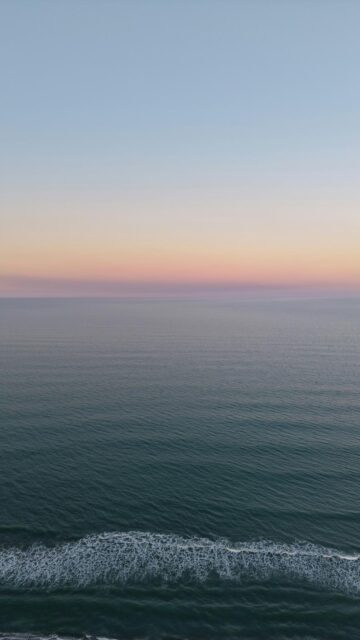 Breathtaking Ocean Sunset Wallpaper