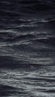 Minimalist Dark Ocean Waves Aesthetic Mobile Wallpaper for Smartphone Screens
