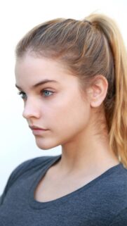 Stunning Portrait of Barbara Palvin with Natural Makeup High Definition Mobile Wallpaper