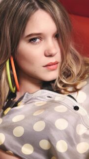 Stunning Lea Seydoux Close Up Portrait Mobile Wallpaper for Phone