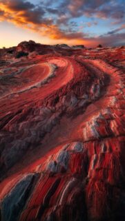 Breathtaking Red Rock Sandstone Desert Landscape at Sunset High Resolution Mobile Wallpaper