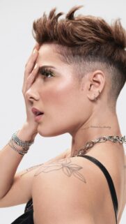 Halsey Stunning Short Hair Portrait High Quality Mobile Wallpaper