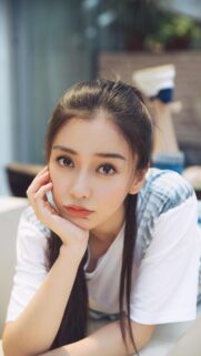 Beautiful Young Asian Woman Portrait Casual Style Mobile Wallpaper
