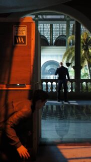 007 First Light Gaming Wallpaper – High Quality 4K Mobile Background
