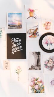 Aesthetic Art Gallery Wall Watercolor Painting Mobile Wallpaper