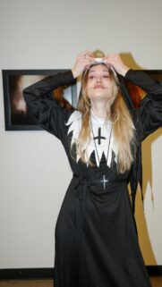 Creepy Gothic Nun Costume Horror Aesthetic Mobile Wallpaper