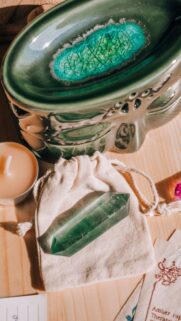 Green Fluorite Crystal Healing Energy and Spiritual Focus Wallpaper