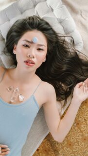 Third Eye Chakra Healing and Clear Quartz Crystal Energy Aesthetic Wallpaper
