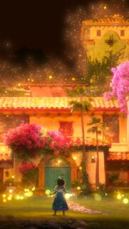 Magical Encanto Wallpaper 4K – Vibrant Disney Madrigal Family Background