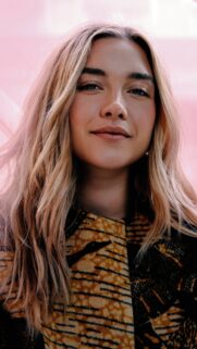 Stunning Florence Pugh High Quality Mobile Wallpaper – Aesthetic Portrait 4K