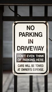 Funny No Parking Driveway Sign Mobile HD Wallpaper
