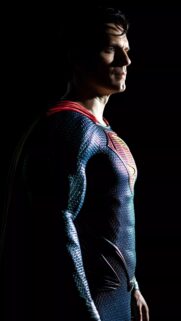 Henry Cavill High Definition Mobile Wallpaper – Cinematic Portrait for Smartphone