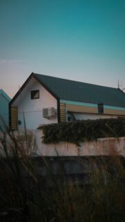 Minimalist Modern House at Golden Hour Mobile Wallpaper