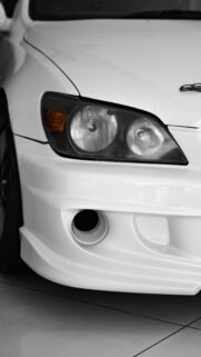 Clean White JDM Lexus IS300 Front End Close Up Phone Wallpaper