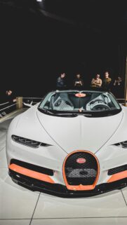 Stunning White and Orange Bugatti Chiron Sport Luxury Supercar Wallpaper