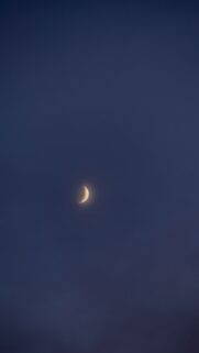 Waxing Crescent Moon Spiritual Energy Aesthetic Mobile Phone Wallpaper