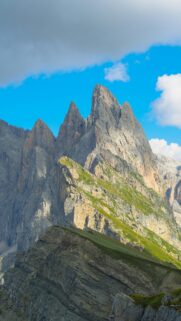 Stunning Seceda Dolomites Mountain Peak Vertical 4K Wallpaper