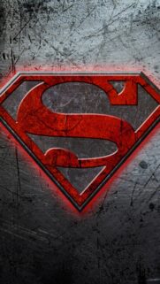 Superman 4K Mobile Wallpaper: Iconic Superhero HD Background for Smartphone