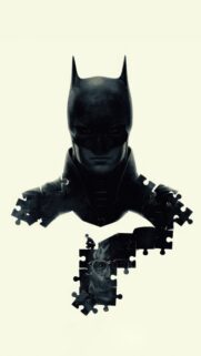 The Batman 4K Mobile Wallpaper: Dark Knight Cinematic Background for Smartphone