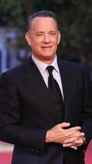 High-Quality Tom Hanks Mobile Wallpaper – Cinematic Portrait for Smartphone Background