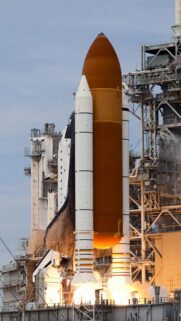 Space Shuttle Launch Vertical 4K Wallpaper: NASA Rocket Taking Off from Launchpad