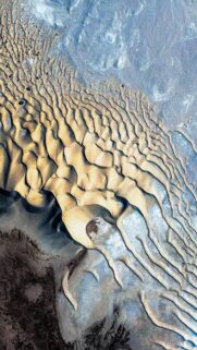 Stunning Aerial View of Golden Desert Sand Dunes High Quality Mobile Wallpaper