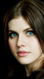 Alexandra Daddario Stunning Portrait High Resolution Mobile Wallpaper