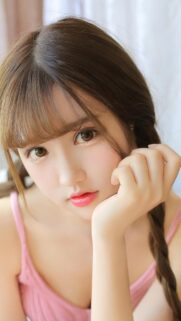 Beautiful Young Asian Woman Portrait Close Up High Quality Mobile Wallpaper