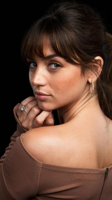 Stunning Ana de Armas Portrait High Resolution Mobile Wallpaper