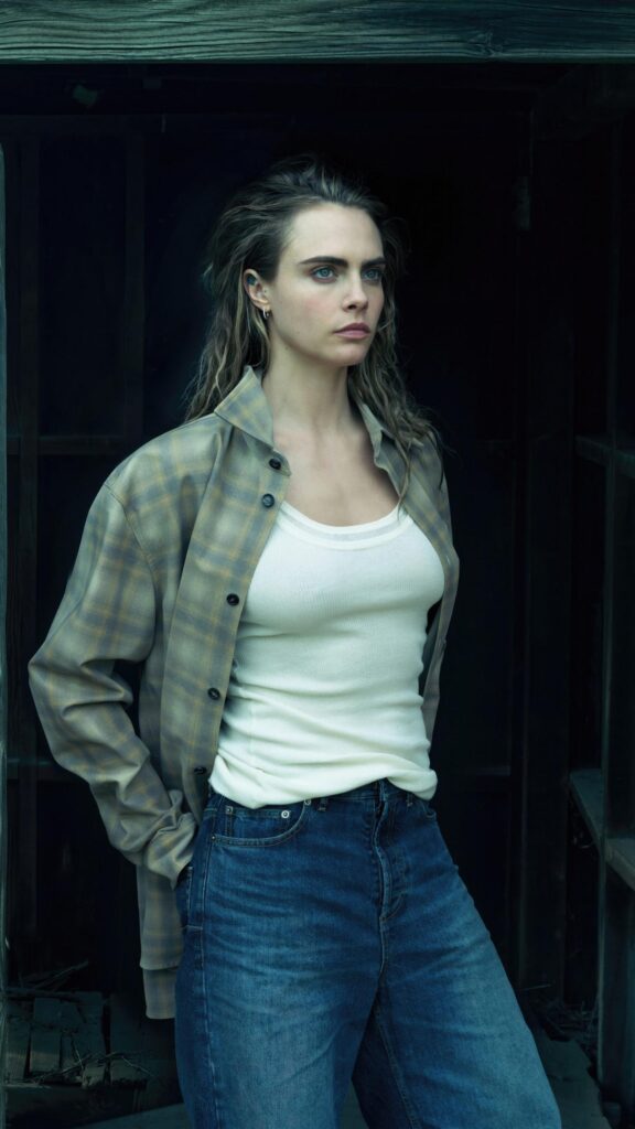 Stunning Portrait of Cara Delevingne in Casual Attire High Definition Mobile Wallpaper