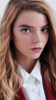 Anya Taylor Joy Stunning Cinematic Portrait Mobile Wallpaper – High Quality 4K