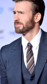 Chris Evans High Quality 4K Mobile Wallpaper – Bestwallpapers.net
