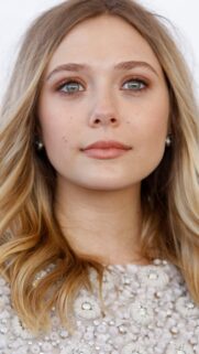 Stunning Elizabeth Olsen Mobile Wallpaper – High Quality Portrait Background