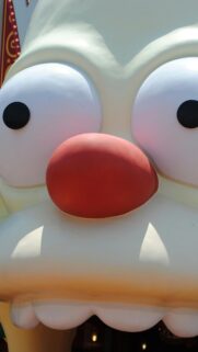 Krusty the Clown Close-up Face High Definition Mobile Wallpaper