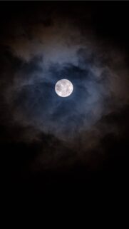 Mystical Full Moon Energy and Lunar Manifestation Glow Wallpaper