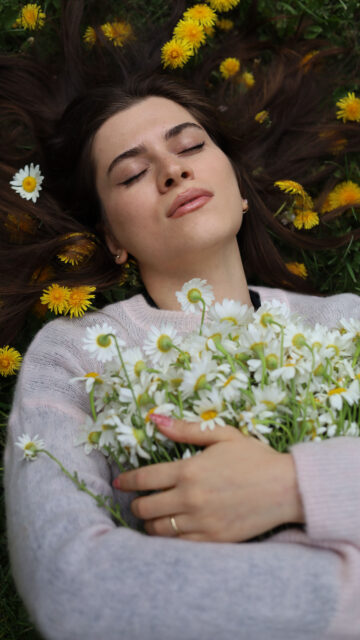 Spring Manifestation Aesthetic and Earth Energy Spiritual Wallpaper