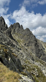 Capricorn Earth Element Mountain Peak Aesthetic Zodiac Wallpaper