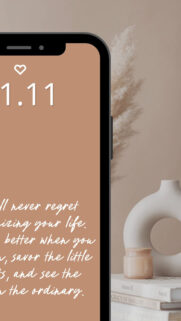 Mindful Living Daily Affirmation Aesthetic Minimalist Vision Board Wallpaper