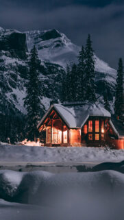 Cozy Snowy Mountain Cabin Mobile Wallpaper