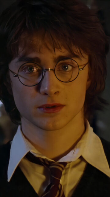 Close-up Portrait of Harry Potter High Definition Mobile Wallpaper